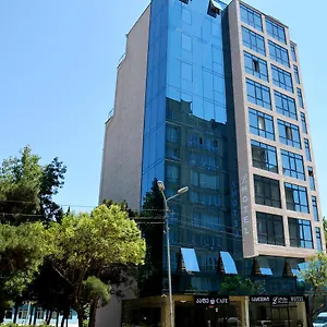 L Plaza Отель Тбилиси